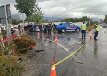 Bursa’da kiralık arabayla kaza yapan genç tutuklandı