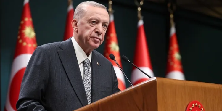 “Gazze’de insani ateşkes girişimlerine destek olunmalı”