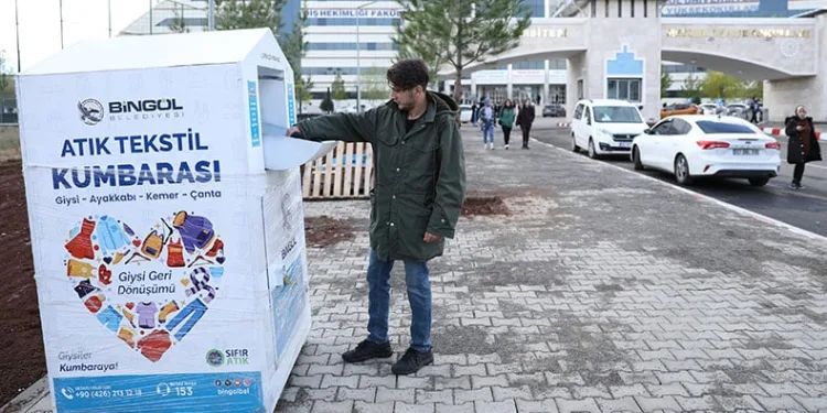 Kullanılmış kıyafetler ekonomiye kazandırılıyor