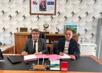 Kızılay Mudanya şubesi okullara hijyen paketi dağıttı