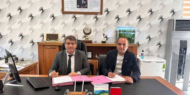 Kızılay Mudanya şubesi okullara hijyen paketi dağıttı