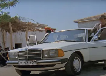 Kemal Sunal’ın Mercedes’i satışa çıkarıldı