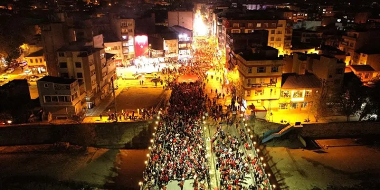 Mustafakemalpaşa’da tarihi Cumhuriyet coşkusu