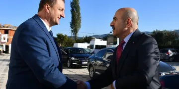 Vali Demirtaş’tan Başkan Usta’ya ziyaret