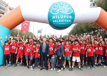 Nilüfer’de Cumhuriyet’in 100. yılı için koştular