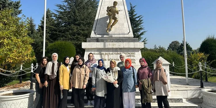 Şehit Furkan Kaplanbaba mezarı başında anıldı