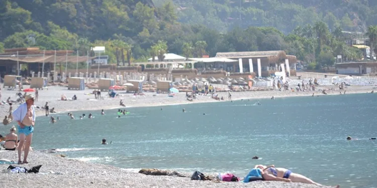 Tatilcilerin tercihi Ölüdeniz oldu