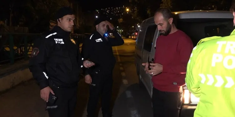 Bursa’da metruk bina ve ara sokak operasyonu
