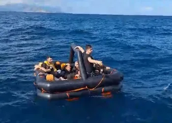 17 düzensiz göçmen kurtarıldı