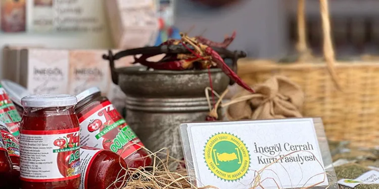 İnegöl lezzetleri Afyon’da sergileniyor