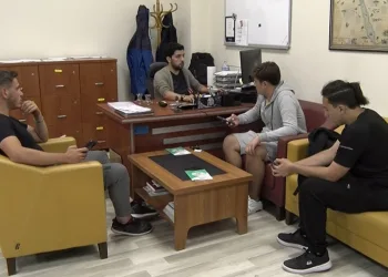 Öğrenciler  yurtlara yerleşmeye başladı