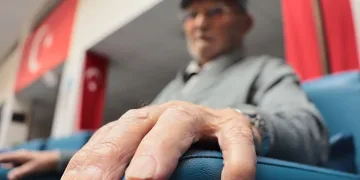 Bu dede Cumhuriyet ile aynı yaşta