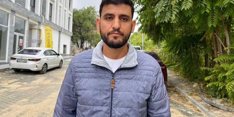 Filistinli Halil, akraba ve arkadaşını bombardımanda kaybetti