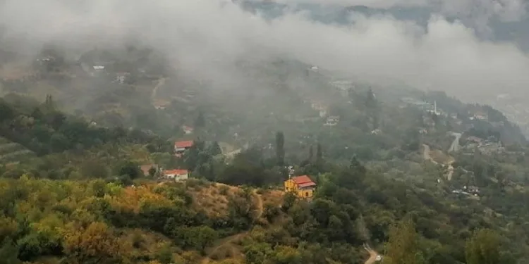 Amasya’nın zirvesini sis bulutu kapladı