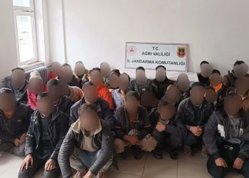 Ağrı’da 49 Afgan göçmen yakalandı