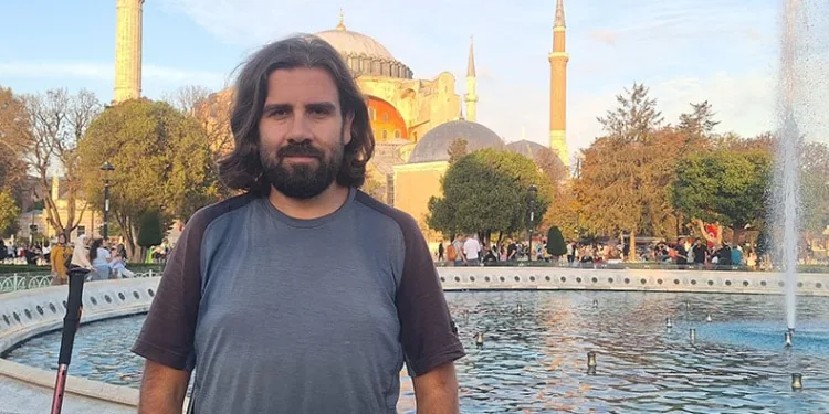 Cumhuriyetin 100. yılında Paris’ten İstanbul’a yürüdü