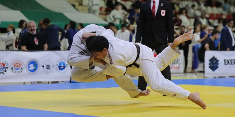 Judo’nun kalbi Gemlik’te attı