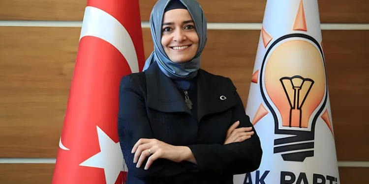 Fatma Betül Sayan Kaya MYK üyesi olarak seçildi