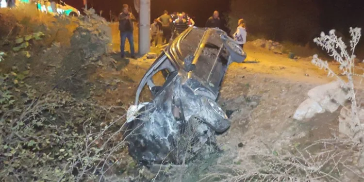 Bursa’da otomobil şarampole uçtu