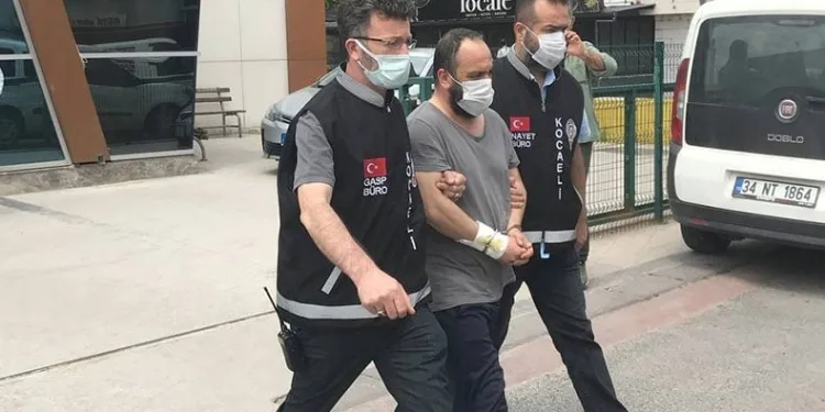 Dünürünü kalbinden bıçakladı
