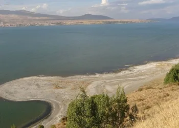 Van Gölü’nde su kaybı devam ediyor