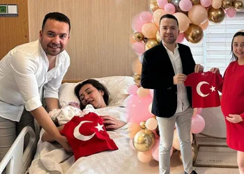 100. yılın ilk bebeği dünyaya geldi