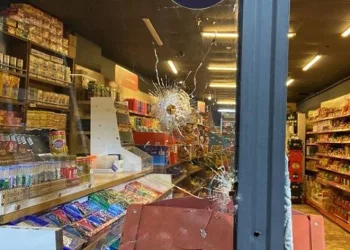 Esenyurt’ta markete silahlı saldırı