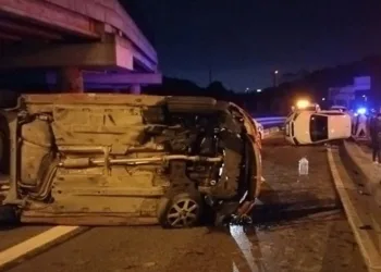 Ümraniye’de iki araç takla attı: 3 yaralı