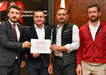 Mustafakemalpaşa’ya 15 süt toplama merkezi