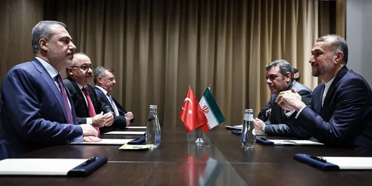 Bakan Fidan, İran Dışişleri Bakanı ile görüştü