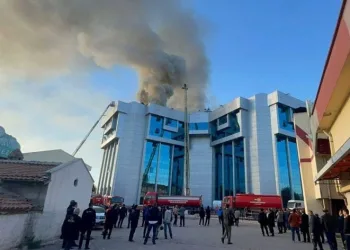Konya’da belediye binasında yangın