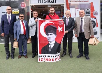Nilüfer’de başkanlardan esnaf ziyareti