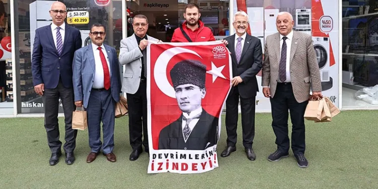 Nilüfer’de başkanlardan esnaf ziyareti