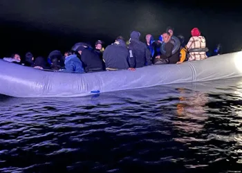 37 düzensiz göçmen kurtarıldı