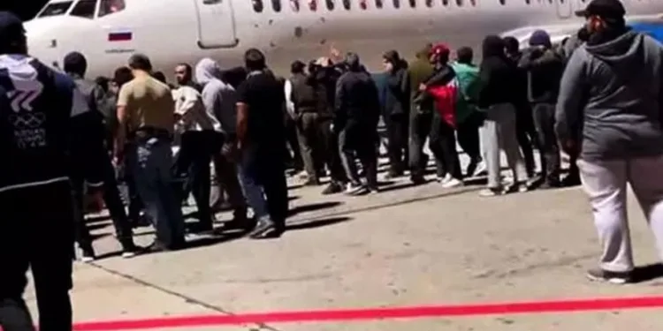 Dağıstan’a inen İsrailliler gözetim altına alındı