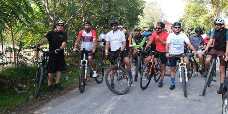 Uluabat’ın korunması için pedal çevirdiler
