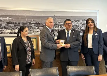 “KKTC’nin tek çıkış kapısı Mersin”