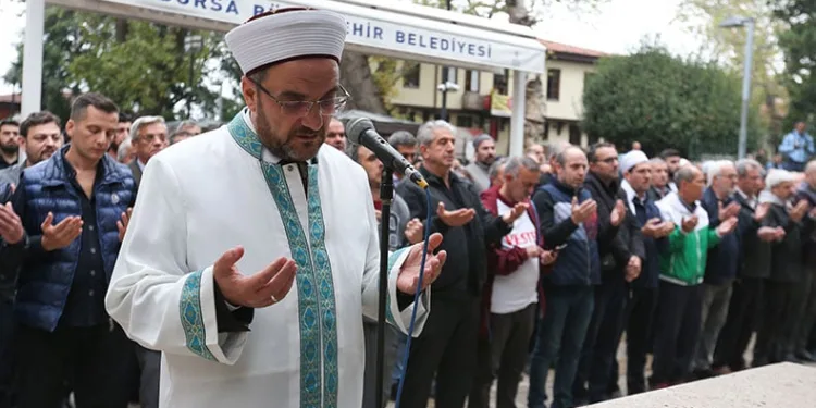 Bursa’da Filistinliler için gıyabi cenaze namazı kılındı
