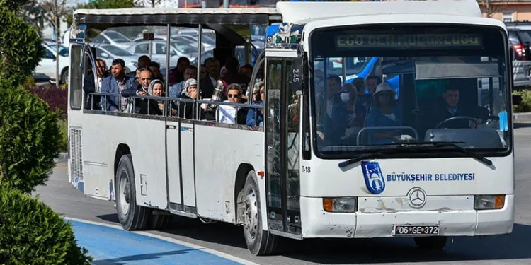 Başkan Yavaş, muhtarları BAKAP’ta ağırladı
