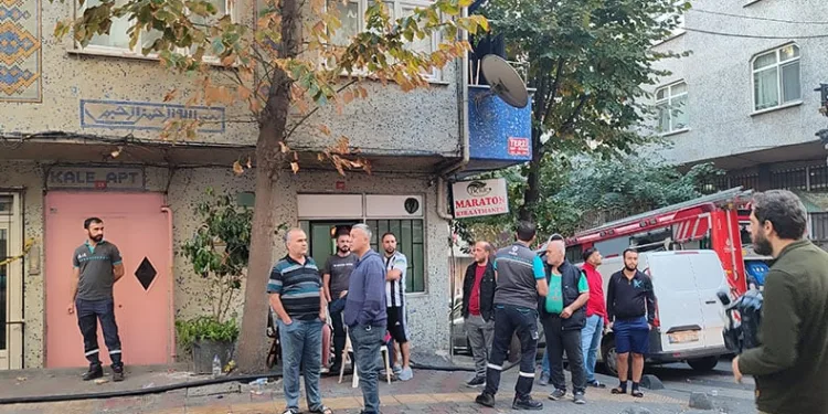 Ailesiyle tartıştı, oturduğu evi ateşe verdi
