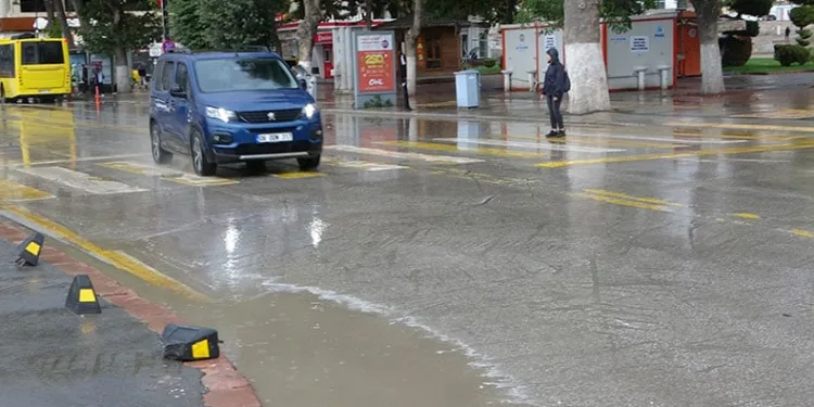 Malatya’da sağanak etkili oluyor