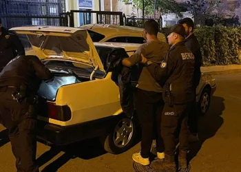 Bursa polisi uyuşturucu madde ve silah ele geçirdi