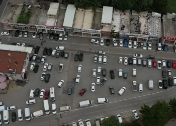 “Stokladıkları araçların diyetini şimdi ödeyecekler”