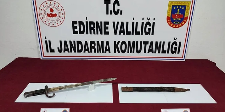 150 yıllık kılıç ve kını