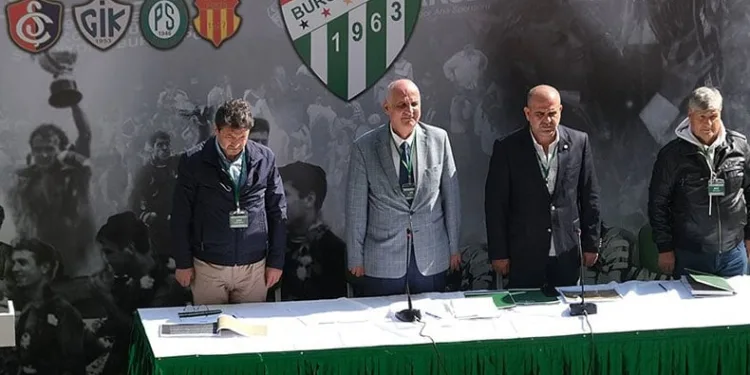 Bursaspor’da Tüzük Kongresi gerçekleşti