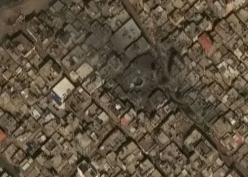 Gazze’de yıkım, evler küle döndü