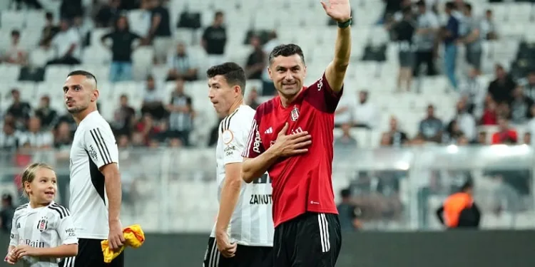 Burak Yılmaz’dan Şenol Güneş’e: “Hayatım boyunca yeriniz kalbimin en müstesna yeridir hocam”