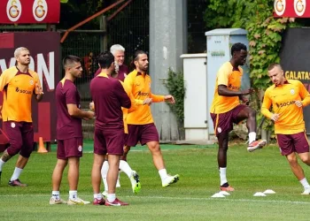 Galatasaray, Manchester United maçı hazırlıklarını tamamladı