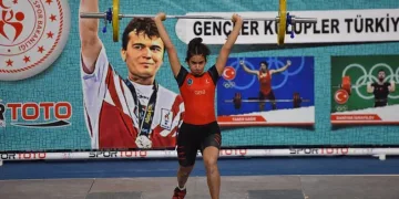 ‘Naim’ler kıyasıya yarıştı