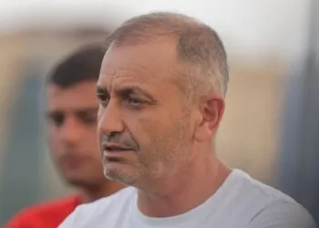 Efeler 09 SFK Teknik Direktörü Veyis Kanber: “Çok rahat kazanabileceğimiz maçta iki puan bıraktık”